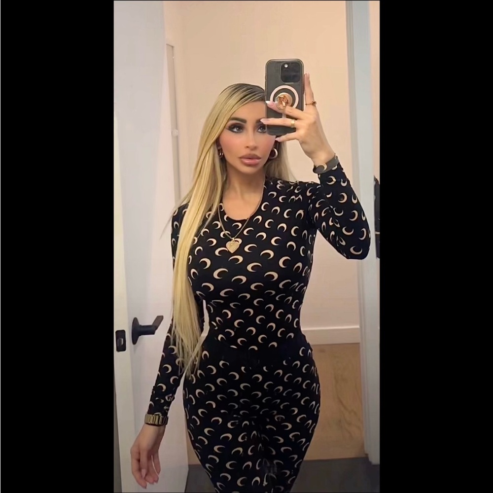 Black and Gold Patterned Women's Marine serré authentic set.
